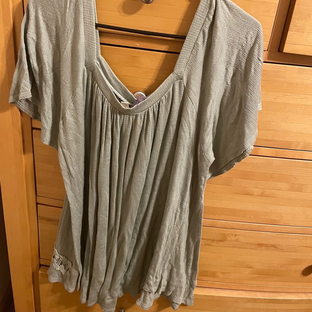 Francesca’s Sage Green Square Neck Blouse - Sz L